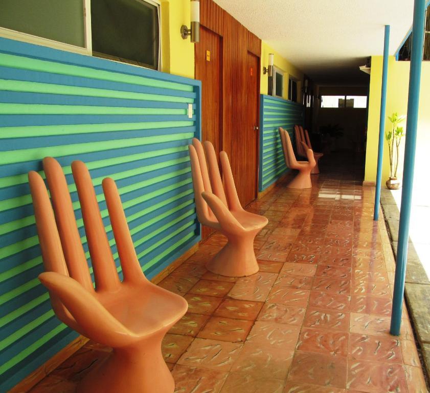 ואיאדוליד Hotel Maria Guadalupe מראה חיצוני תמונה