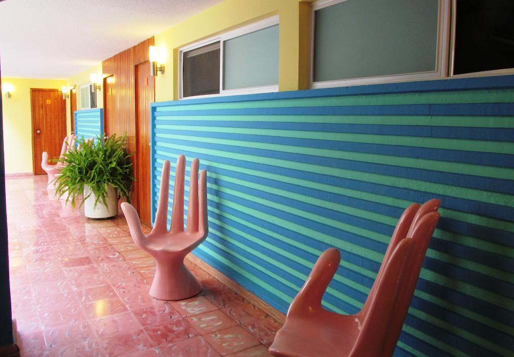 ואיאדוליד Hotel Maria Guadalupe מראה חיצוני תמונה