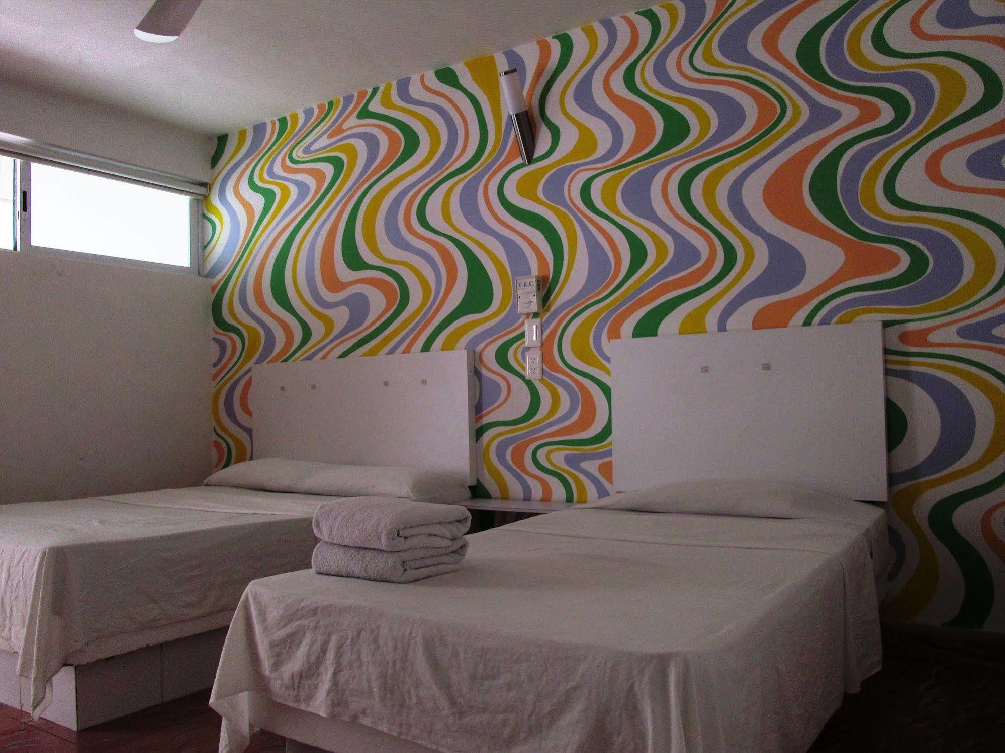 ואיאדוליד Hotel Maria Guadalupe מראה חיצוני תמונה
